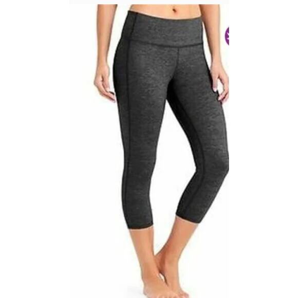 Athleta Leggings Womens Extra Small Gray Chaturanga Capri Activewear Pants - Picture 1 of 9